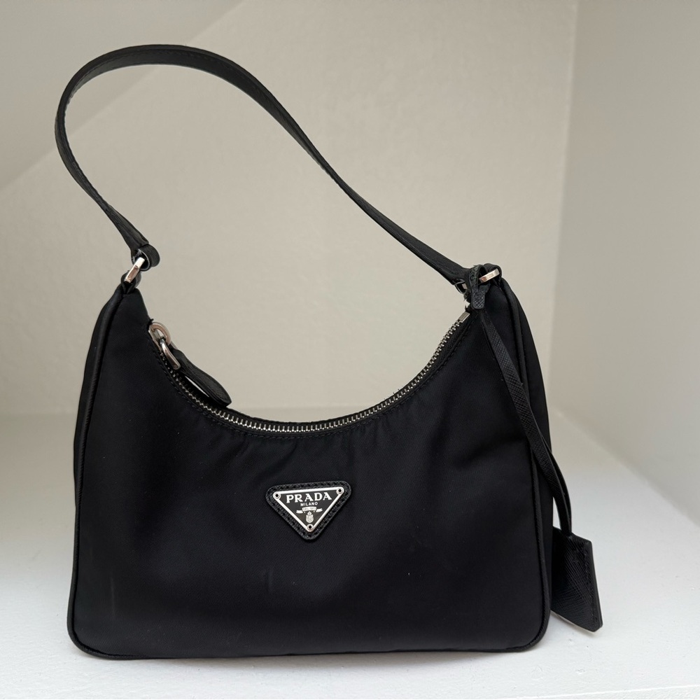 Prada Re-Edition 2005 Re-Nylon Mini-Bag Black Shoulder Bag